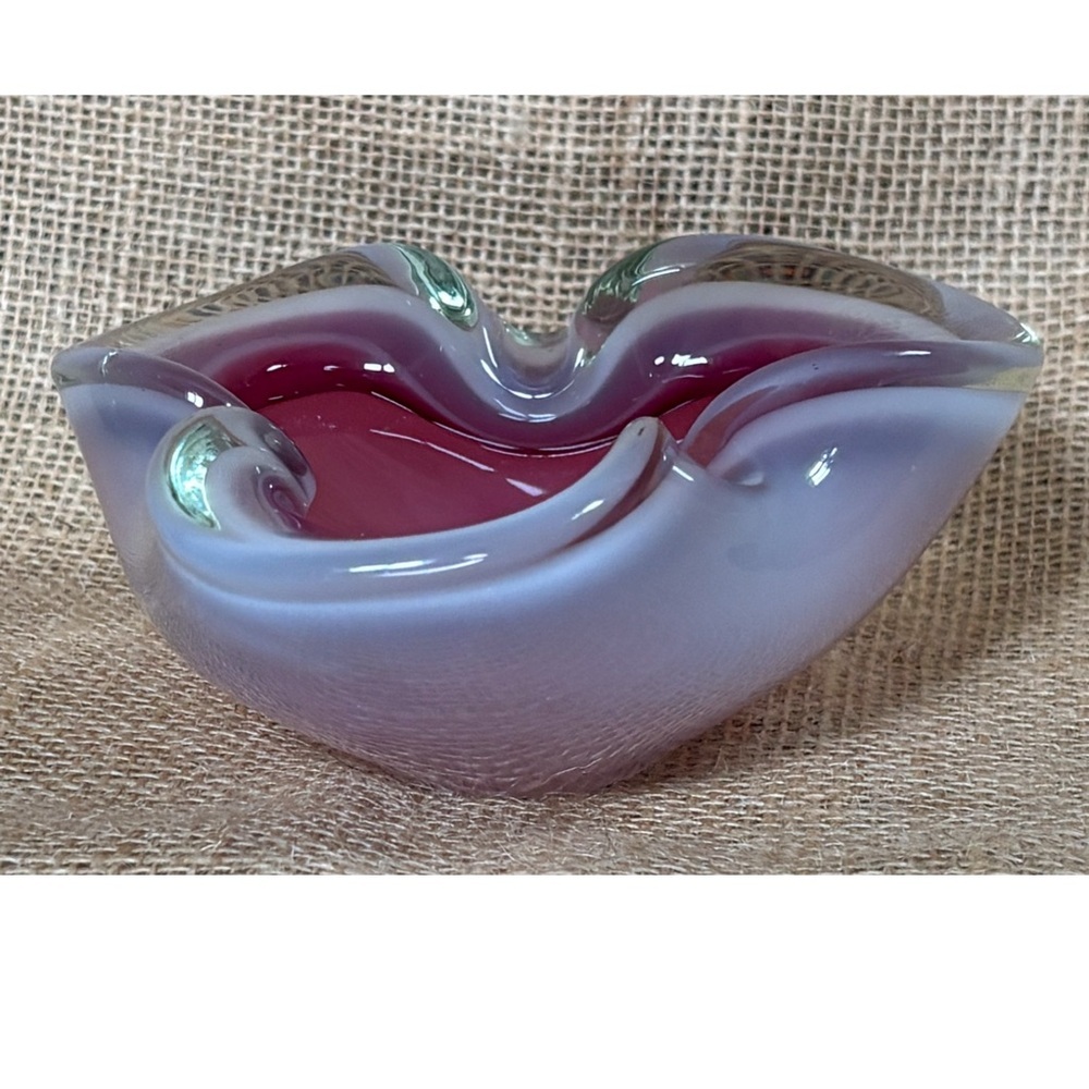 Vintage Pink Opaline Cased Glass Ashtray Trinket Dish Bowl Mid Century Modern - Picture 3 of 8
